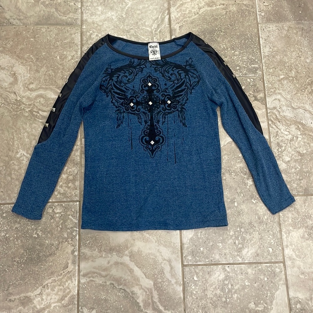 Vocal Apparel studded blue black cross faux leather long sleeve shirt‎ M